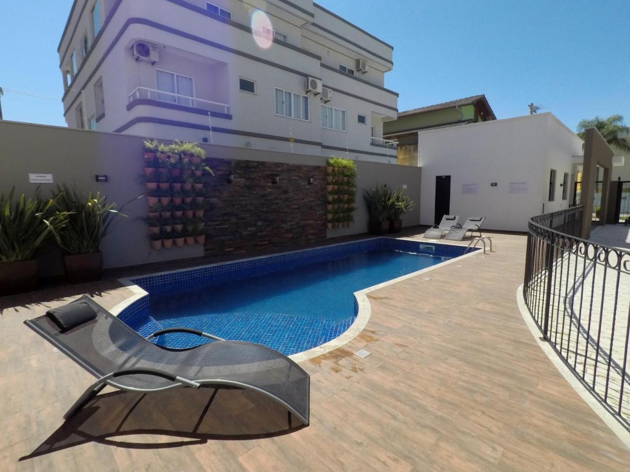 Edificio Varadero Bombinhas Luaran gambar